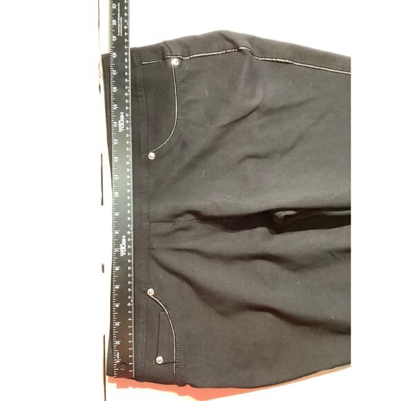 Luxe Slims Black Jegging Jean Women’s XL 18–20 - Sleek, Stretchy, Comfortable - Picture 5 of 8